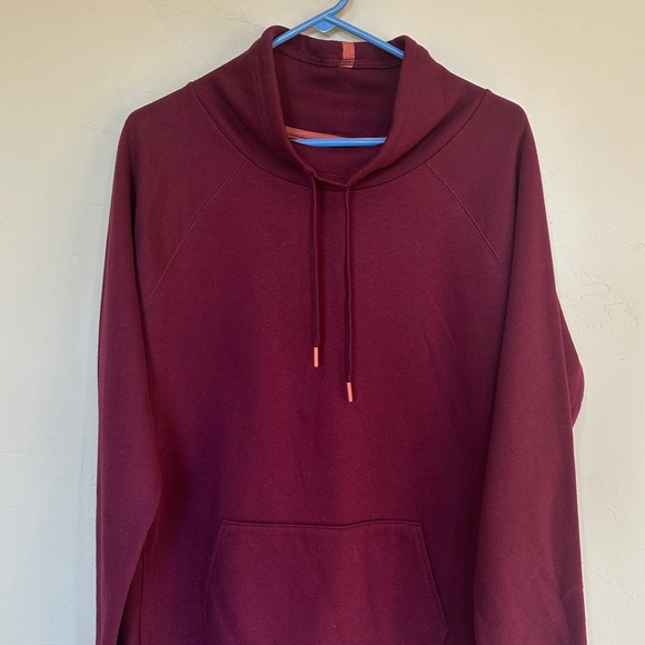 NEW Tek Gear Cowl neck Tunic Burgundy with Front Pocket thumb holes Sz XL - Picture 7 of 13